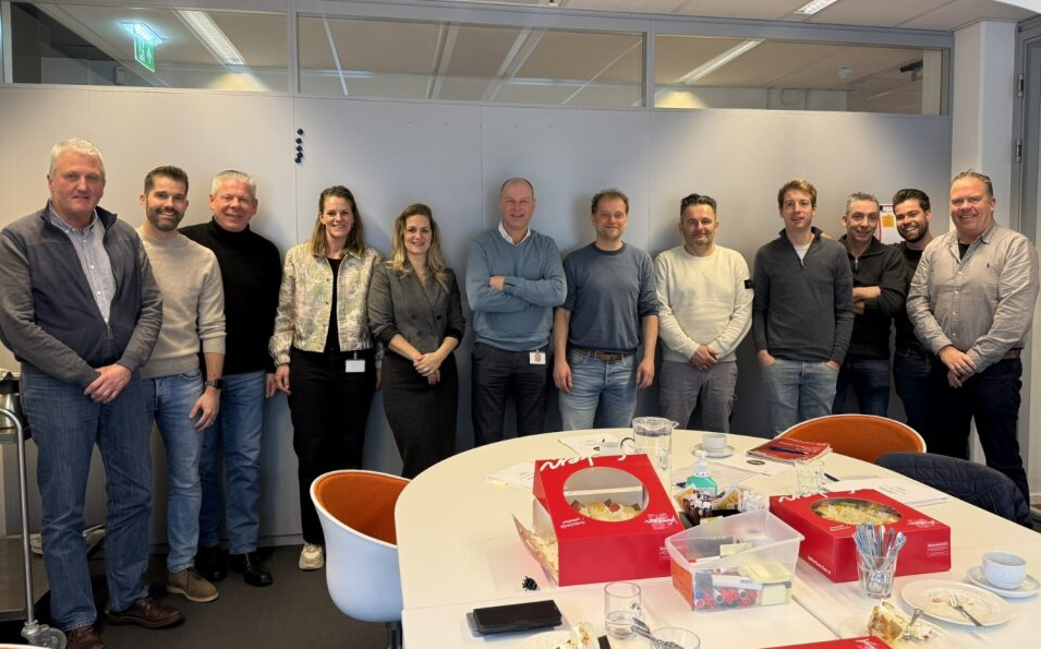 Ondertekening contract vastgoed partners